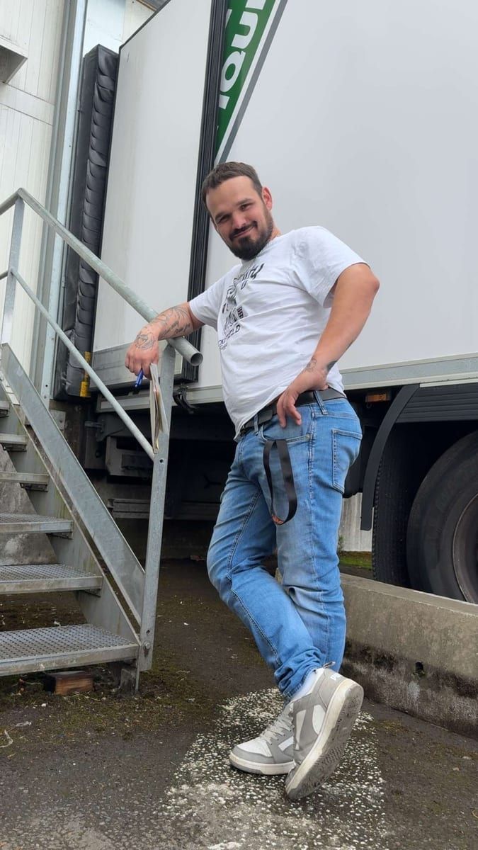 Profil de Haydar, 42 ans, Gay fute à Gempenach (Fribourg)