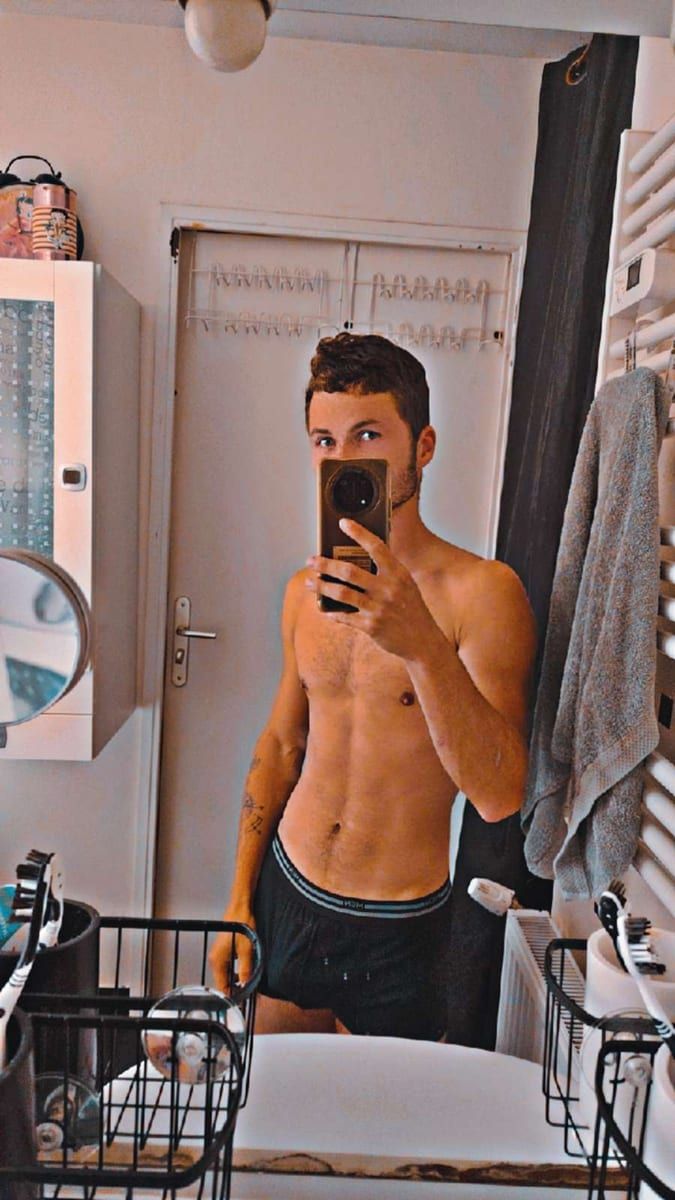 Aleksi - Gay fute à Igis Profil de Aleksi, 39 ans, Gay fute à Igis (Grisons)