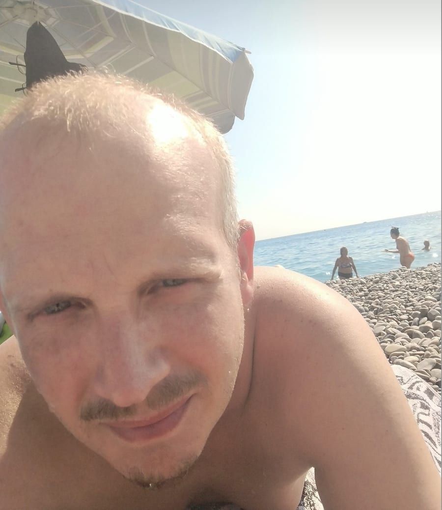 Profil de Yanis, 35 ans, Gay fute à Bournens (Vaud)
