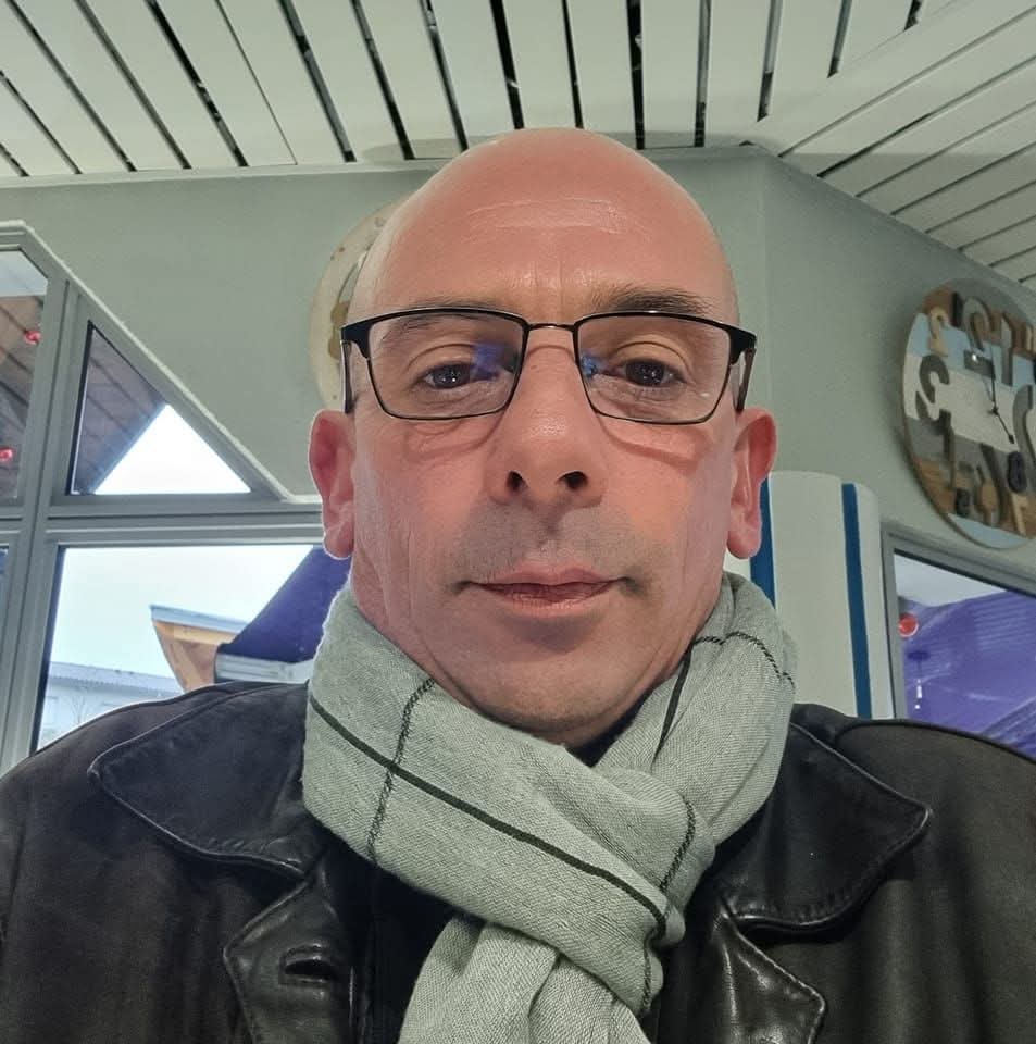 Profil de Florimont, 37 ans, Gay fute à Stalden (Sarnen) (Obwald)