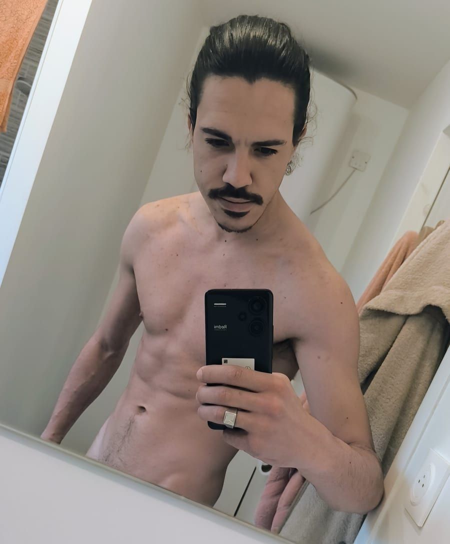 Profil de Zachari, 25 ans, Gay fute à Bottmingen (Bâle-Campagne)