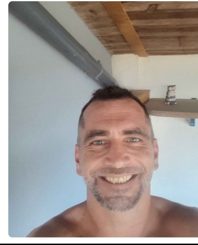 Profil de Boualem, 44 ans, Gay fute à Maloja (Grisons)