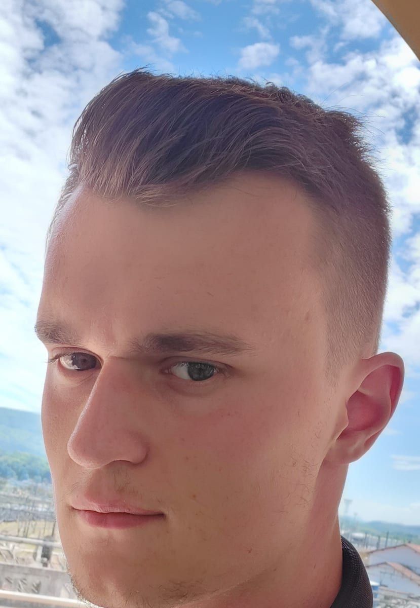 Profil de Maysan, 22 ans, Gay fute à Zollikerberg (Zurich)