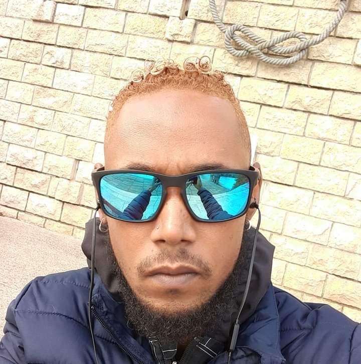 Jokin - Gay fute à Passugg Profil de Jokin, 37 ans, Gay fute à Passugg (Grisons)