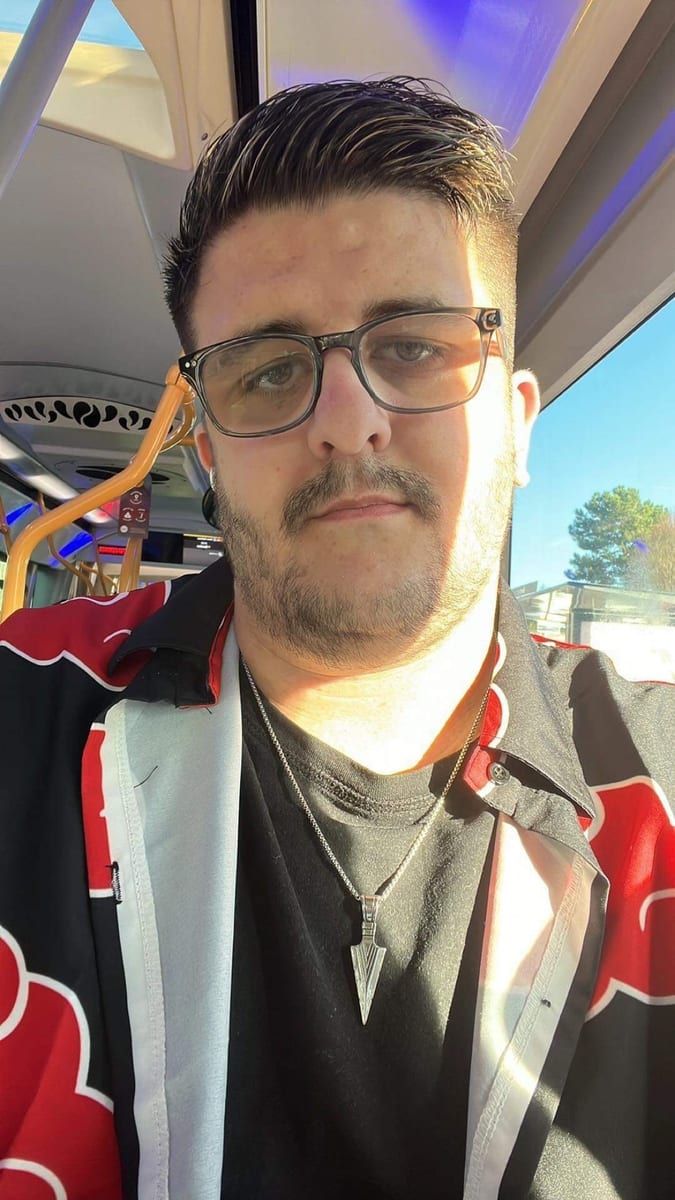 Profil de Shady, 26 ans, Gay fute à Bauen (Uri)