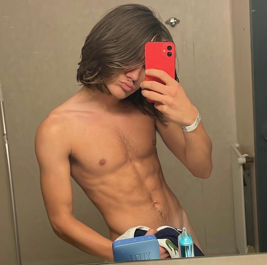 Profil de Madany, 24 ans, Gay fute à Yens (Vaud)