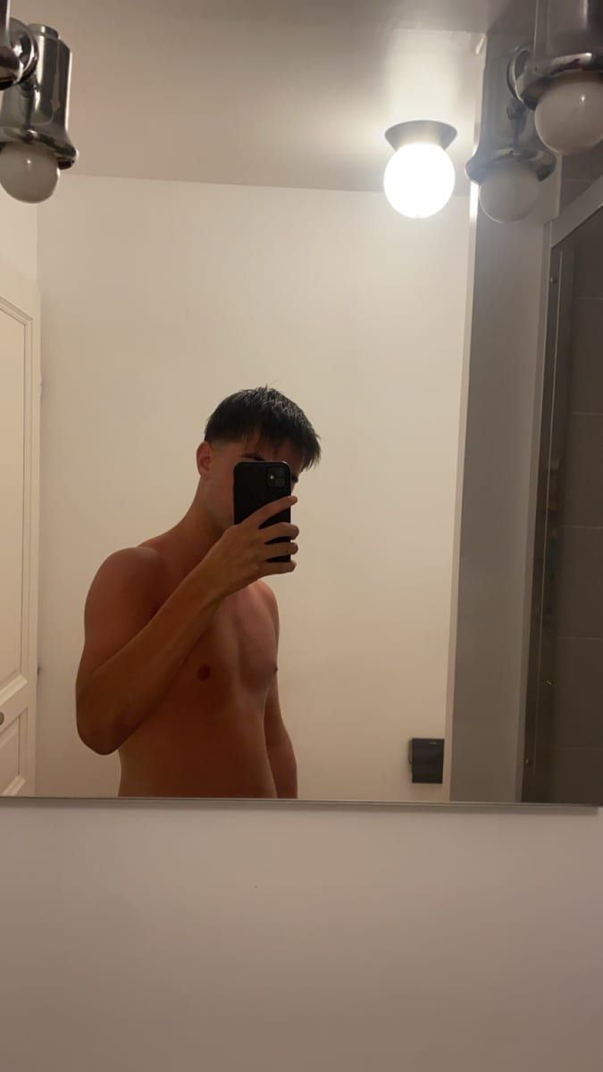 Profil de Chadi, 24 ans, Gay fute à Chiasso (Tessin)