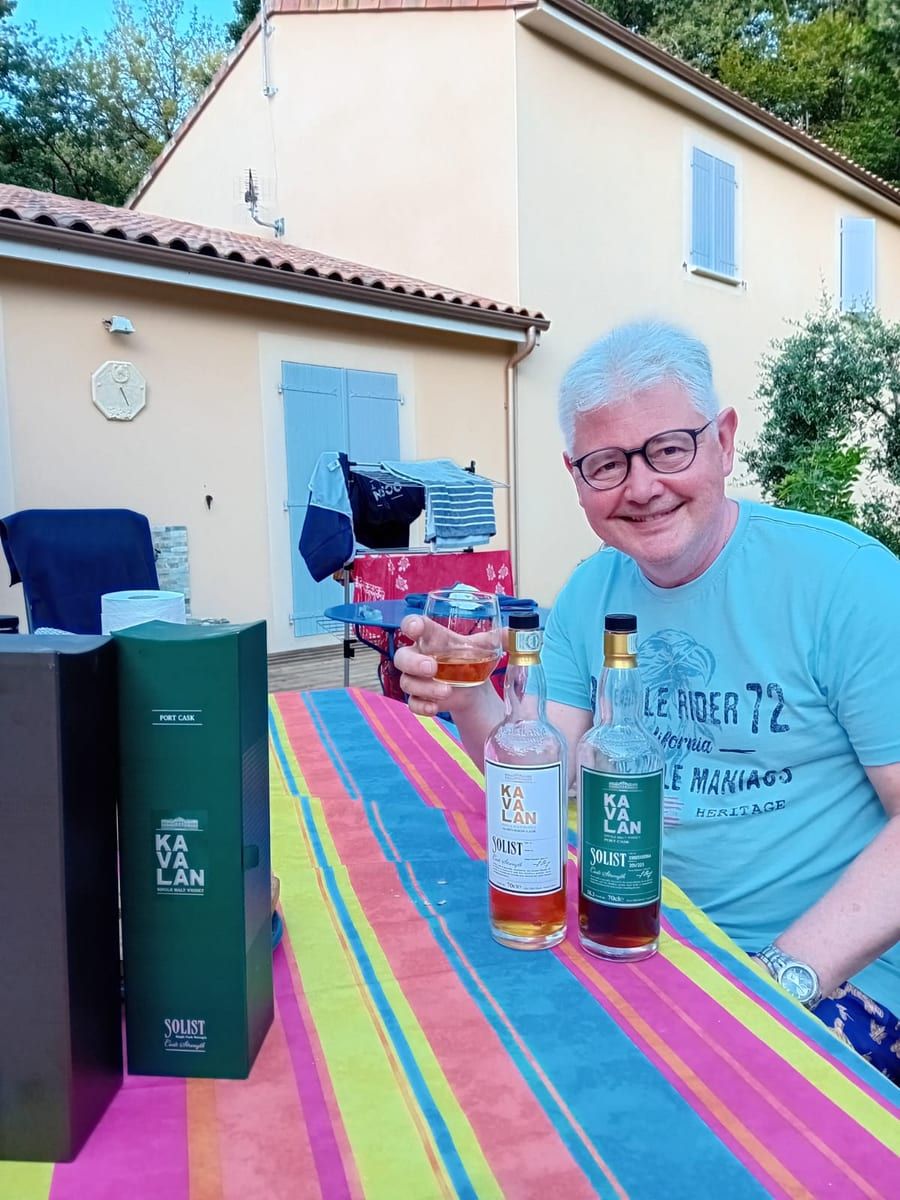 Camile - Gay fute à Concise Profil de Camile, 30 ans, Gay fute à Concise (Vaud)