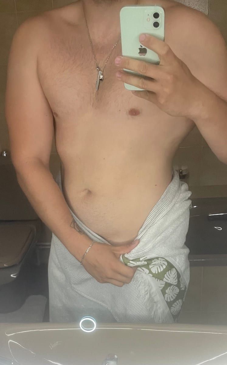 Profil de Lenni, 39 ans, Gay fute à Oron-le-Châtel (Vaud)