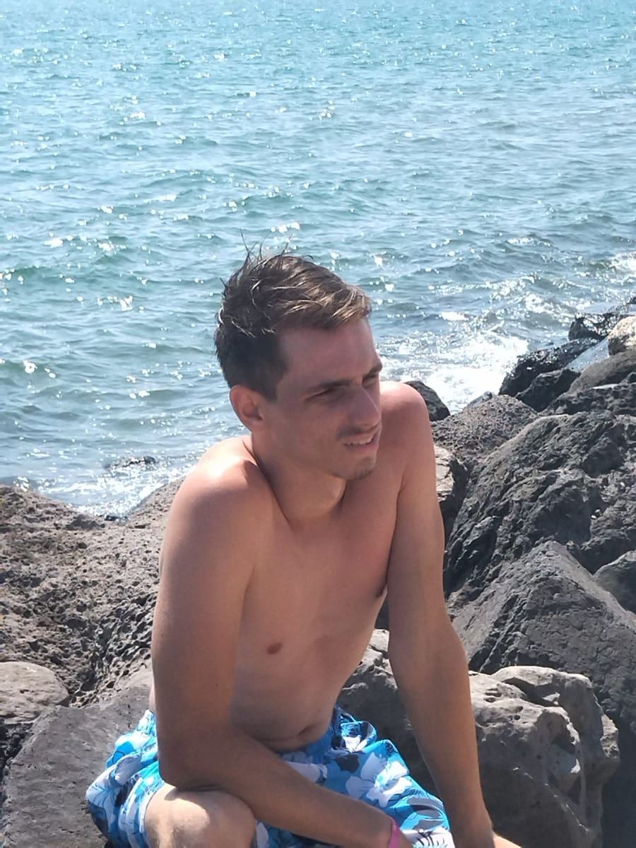 Profil de Badiss, 40 ans, Gay fute à Marbach LU (Lucerne)