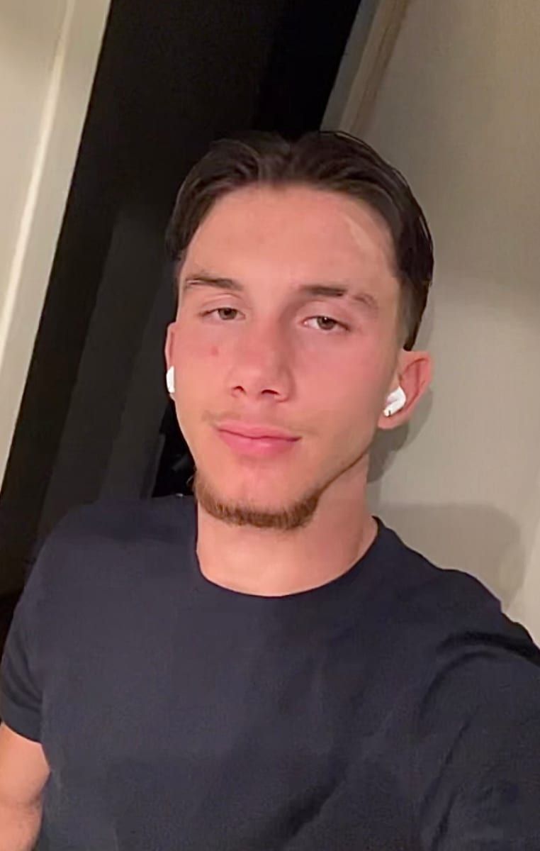 Profil de Yves-eric, 27 ans, Gay fute à Roggliswil (Lucerne)