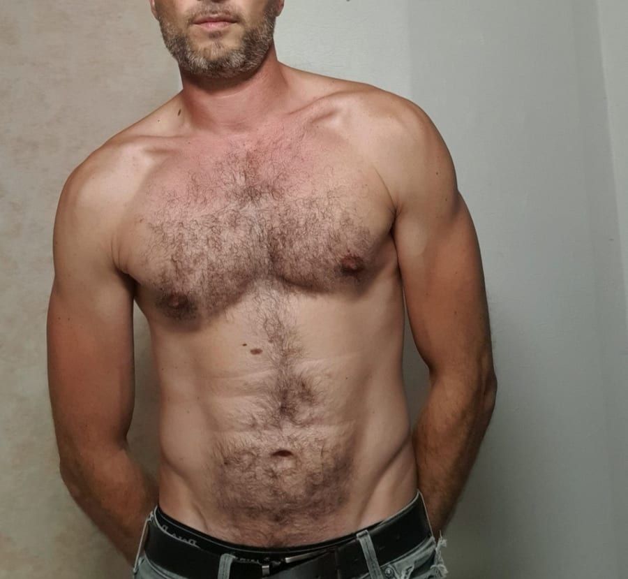 Profil de Florice, 32 ans, Gay fute à Lovatens (Vaud)