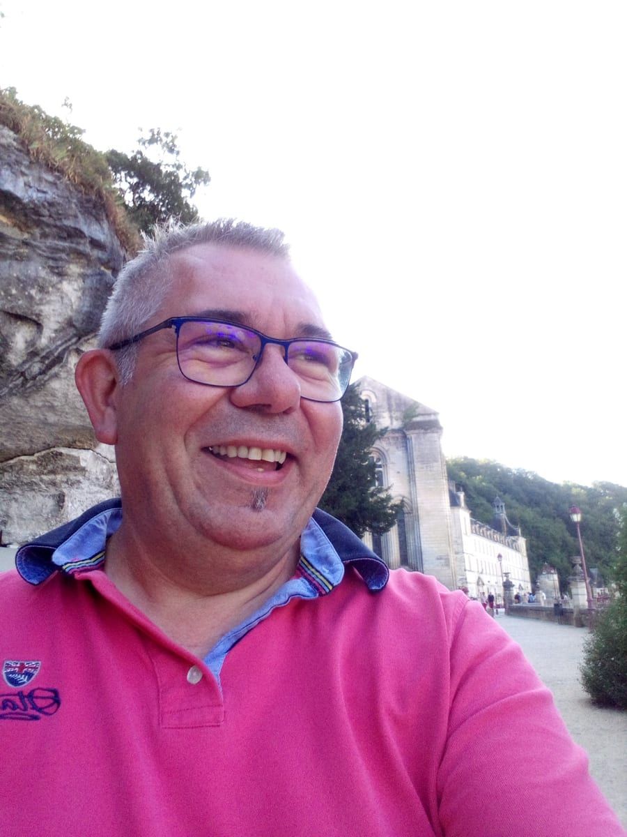 Profil de Winston, 40 ans, Gay fute à Wangs (Saint-Gall)