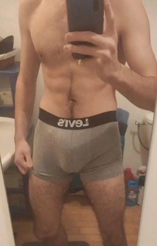 Profil de Rayyan, 45 ans, Gay fute à Galmiz (Fribourg)