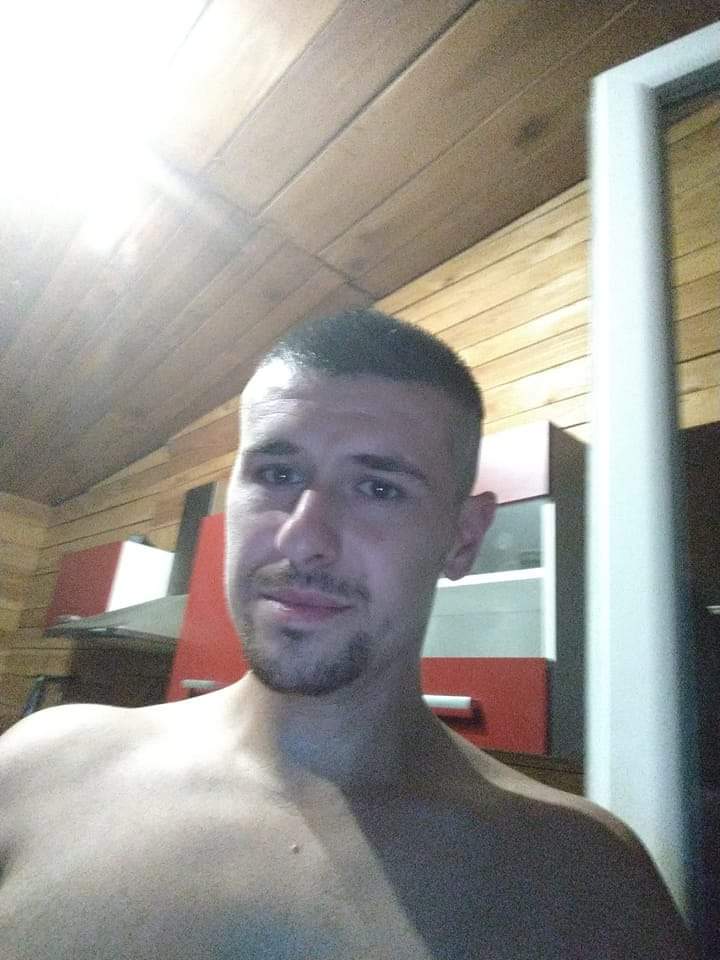 Profil de Enor, 28 ans, Gay fute à Müselbach (Saint-Gall)