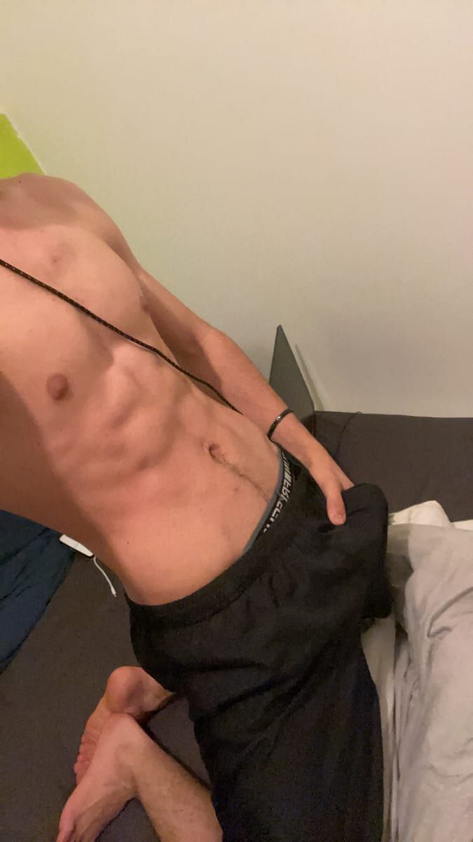 Profil de Clet, 24 ans, Gay fute à Bigenthal (Berne)