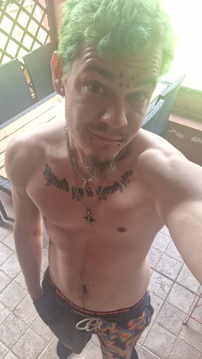Profil de Kean, 45 ans, Gay fute à Zuzgen (Argovie)