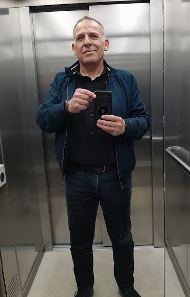 Tano - Gay fute à Malix Profil de Tano, 29 ans, Gay fute à Malix (Grisons)