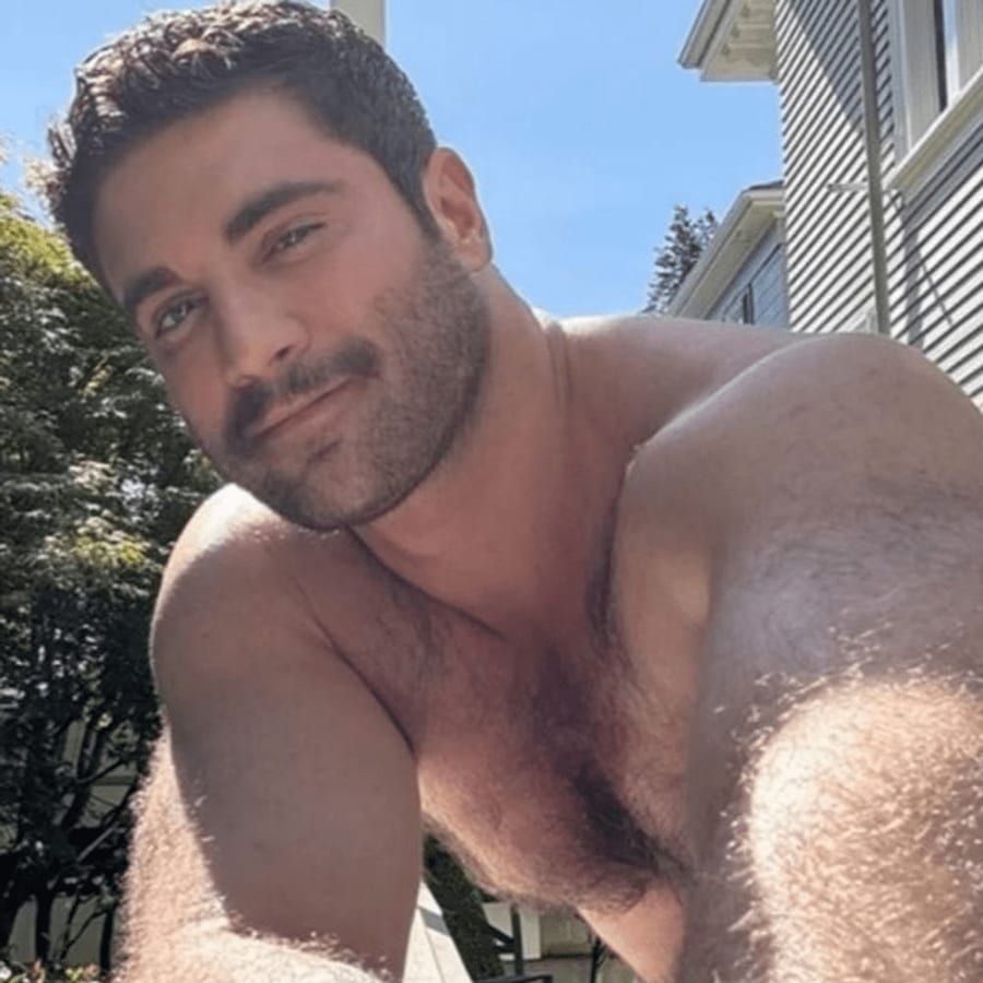 Jarold - Gay fute à Ebnet Profil de Jarold, 41 ans, Gay fute à Ebnet (Lucerne)