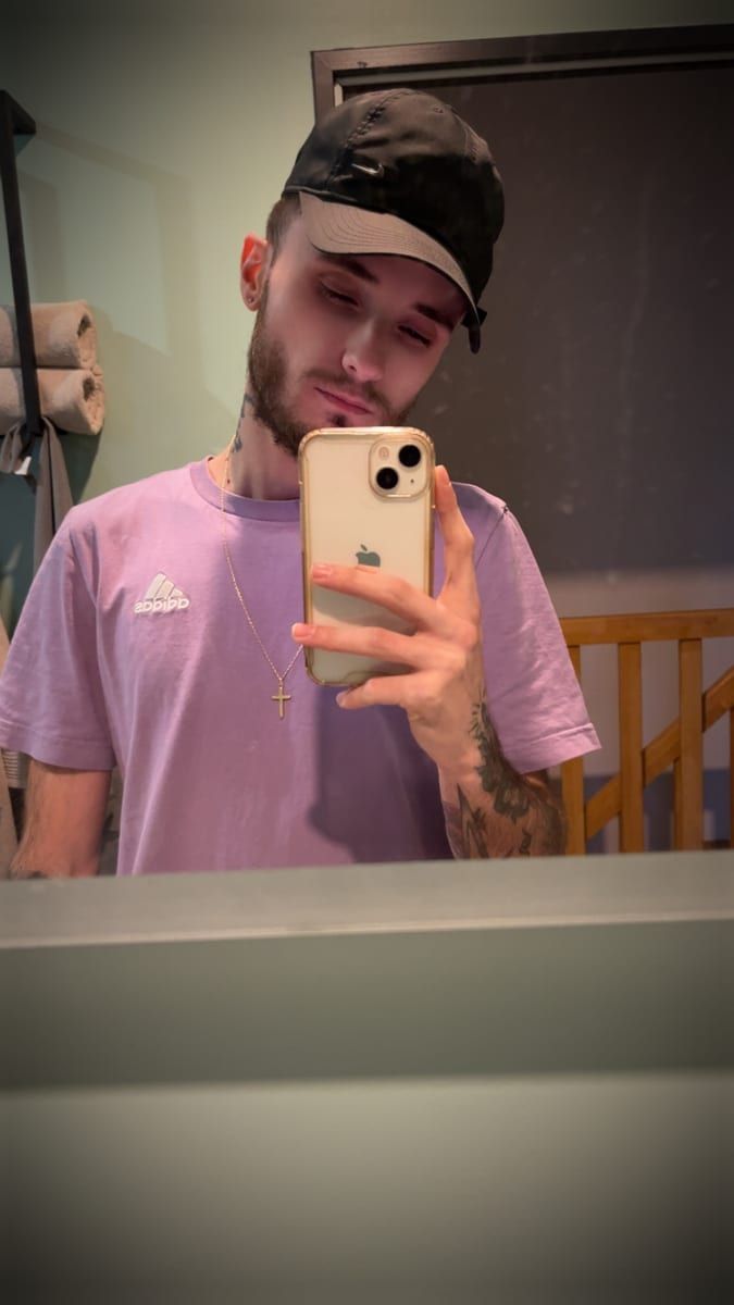 Profil de Enzio, 33 ans, Gay fute à Bettens (Vaud)