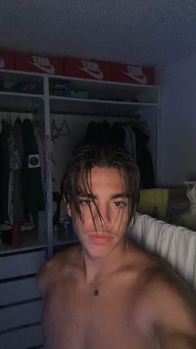 Profil de Nejib, 35 ans, Gay fute à Coglio (Tessin)